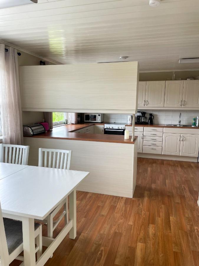 Leilighet Med Flott Uteplass Ulefoss Exteriör bild